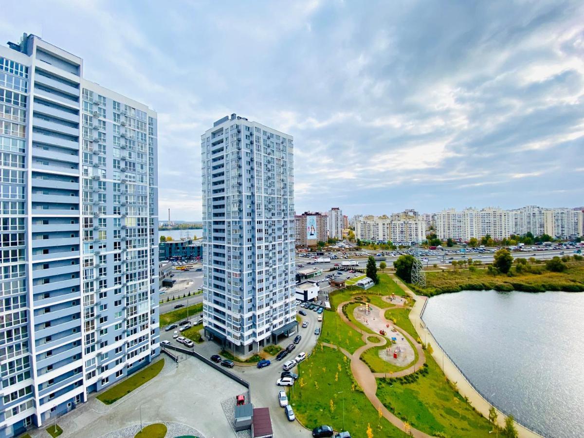 Myfreedom Апартаменти Метро Харківська Kiev Exterior foto